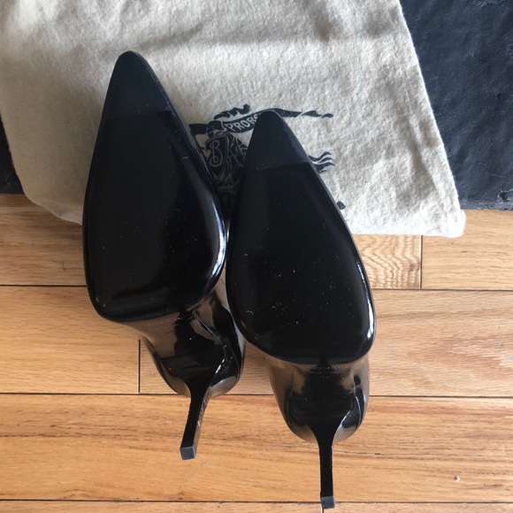 Burberry black patent leather pumps - Picture 7 of 8
